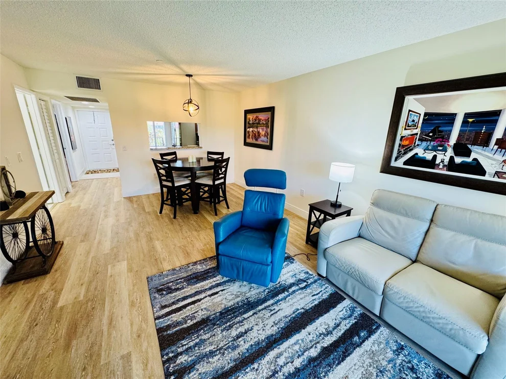 Unit for sale at 550 SW 137 Avenue, Pembroke Pines, FL 33027