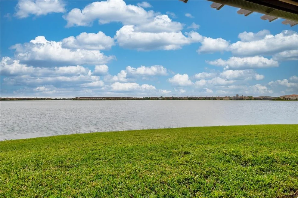 Unit for sale at 8880 Lakeview Place, Parkland, FL 33076