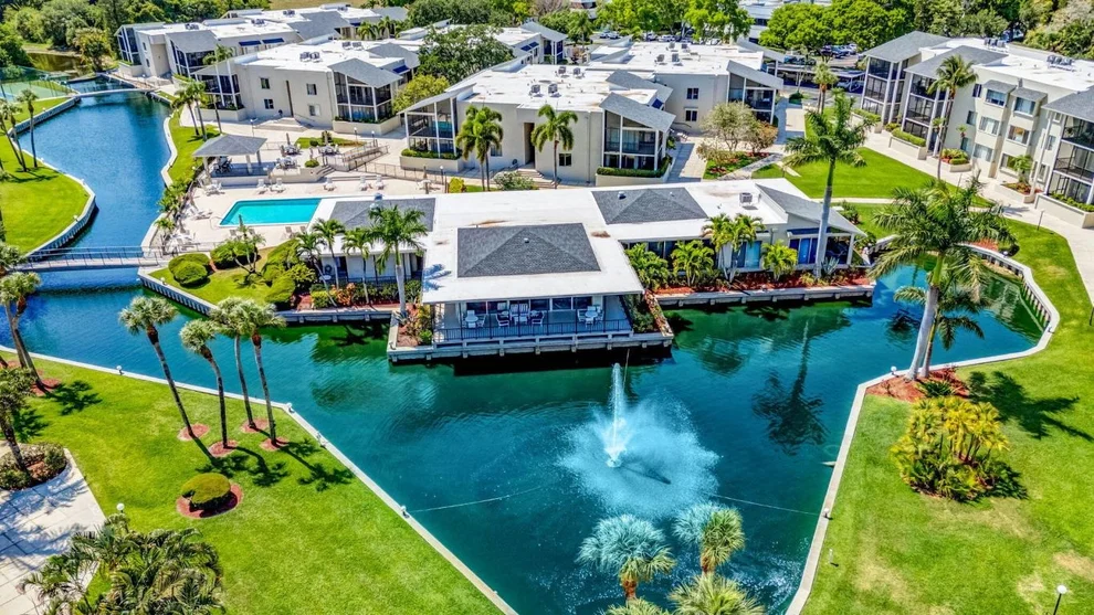 Unit for sale at 11811 Avenue Of The Pga, Palm Beach Gardens, FL 33418