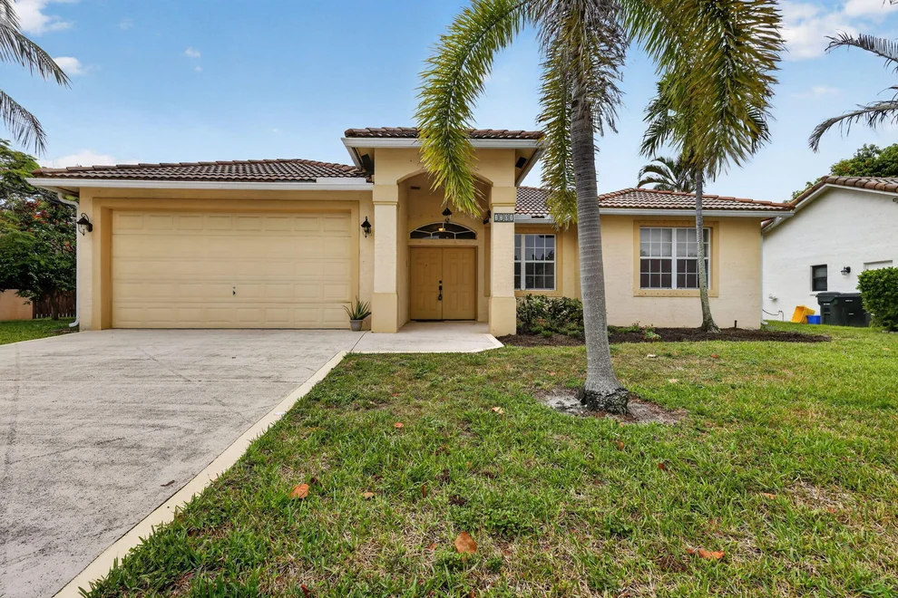 Unit for sale at 1701 Carson Avenue, Lake Worth Beach, FL 33460