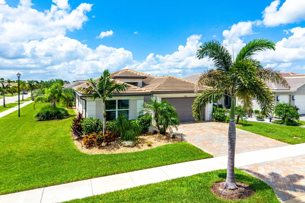 Unit for sale at 12200 SW SANDPIPER Way, Port St Lucie, FL 34987