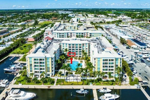 Unit for sale at 806 E Windward Way, Lantana, FL 33462