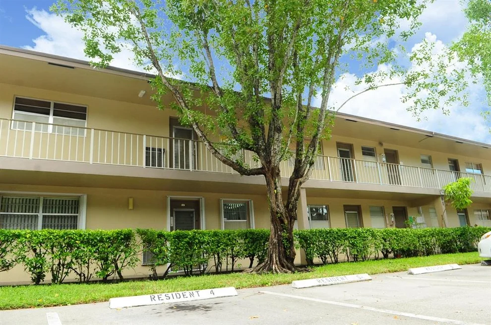 Unit for sale at 7680 NW 1st Street, Margate, FL 33063