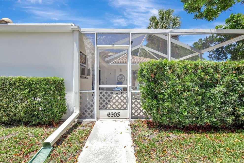 Unit for sale at 6903 Geminata Oak Court, Palm Beach Gardens, FL 33410
