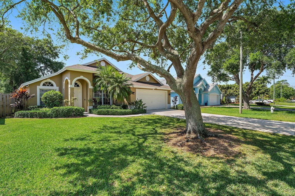 Unit for sale at 6310 Garrett Street, Jupiter, FL 33458