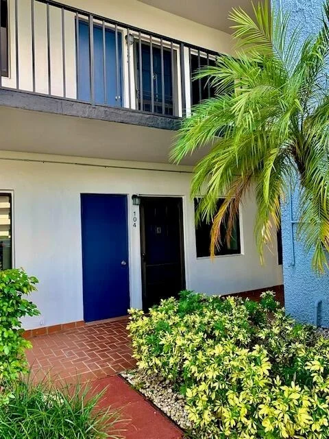 Unit for sale at 4284 Deste Court, Lake Worth, FL 33467