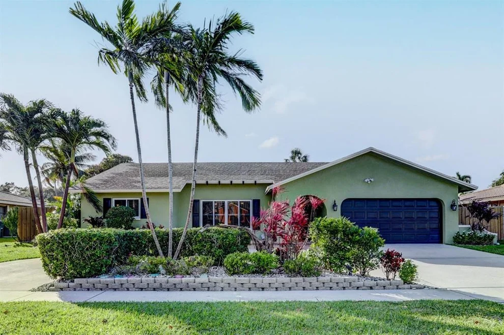Unit for sale at 55 SW 15th Avenue, Boca Raton, FL 33486