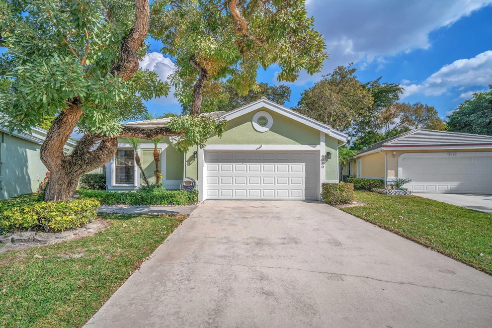 Unit for sale at 6080 Beaconwood Road, Lake Worth, FL 33467