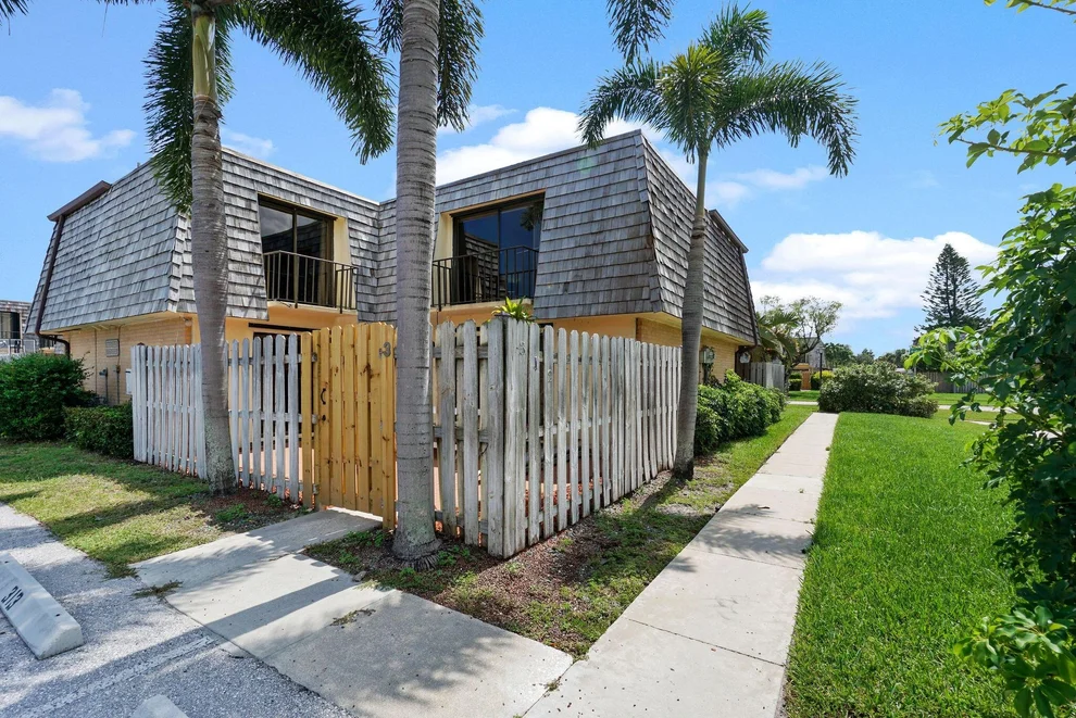 Unit for sale at 312 Lake Arbor Drive, Palm Springs, FL 33461