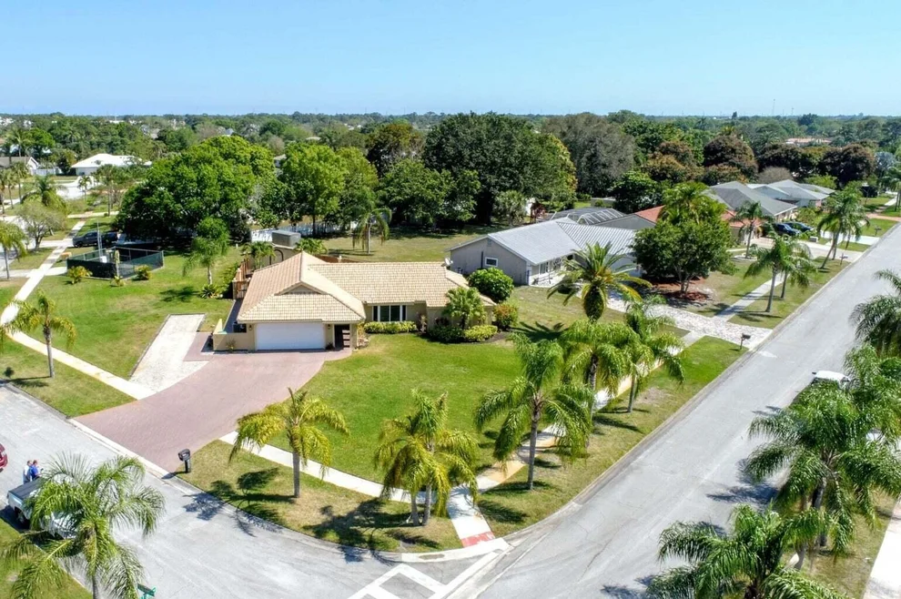 Unit for sale at 1802 SE Hanby Avenue, Port St Lucie, FL 34952