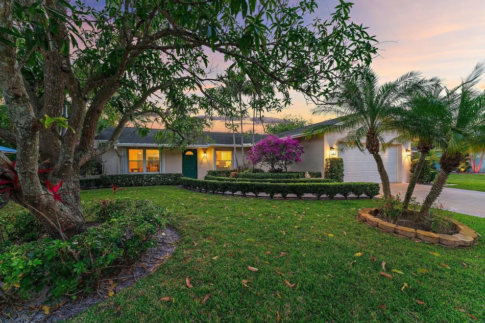 Unit for sale at 714 S Pennock Lane, Jupiter, FL 33458