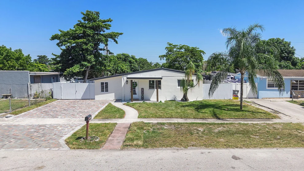 Unit for sale at 416 Tuskegee Drive, Lake Worth, FL 33462