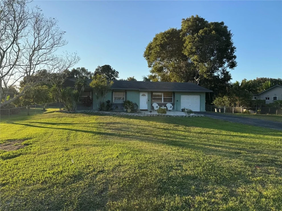 Unit for sale at 5221 SW 201st Terrace, Southwest Ranches, FL 33332
