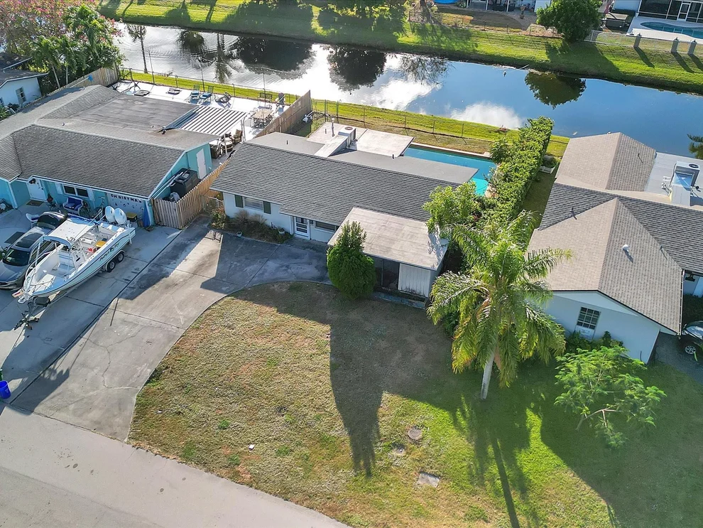 Unit for sale at 533 Riverside Drive, Palm Beach Gardens, FL 33410
