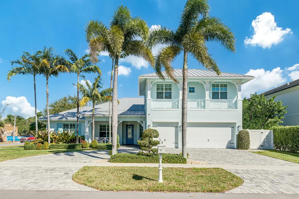 Unit for sale at 301 NE 7th Street, Boca Raton, FL 33432