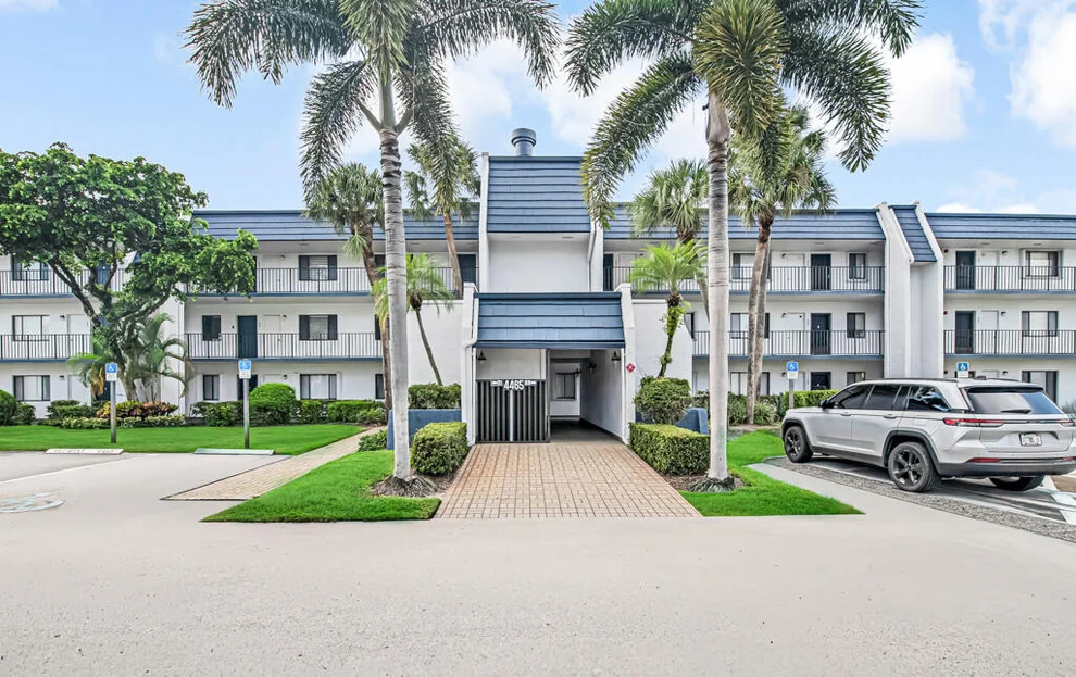 Unit for sale at 4465 Luxemburg Court, Lake Worth, FL 33467