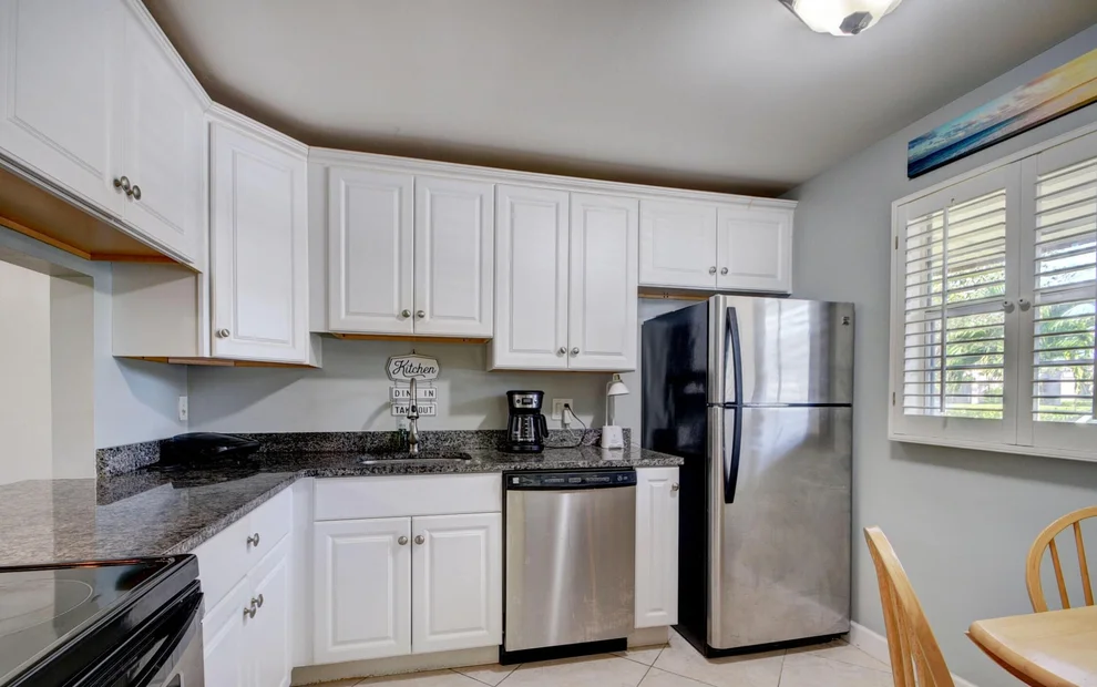 Unit for sale at 2700 Fiore Way, Delray Beach, FL 33445
