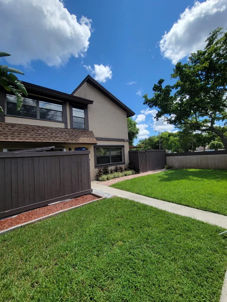 Unit for sale at 1701 BAYBERRY Drive, Hollywood, FL 33024