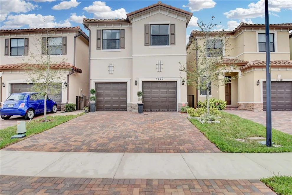 Unit for sale at 4620 NW 58th Street, Tamarac, FL 33319