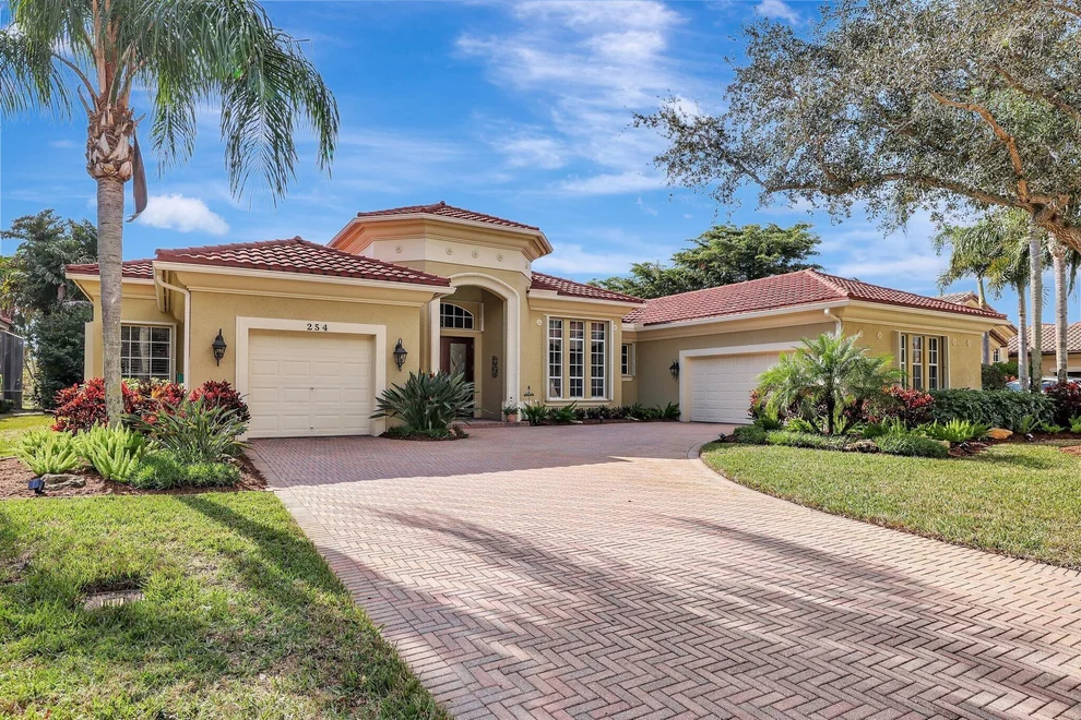 Unit for sale at 254 SW Harbor View Drive, Palm City, FL 34990