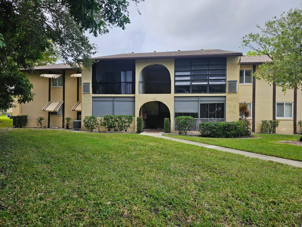 Unit for sale at 312 Pine Ridge Circle, Greenacres, FL 33463
