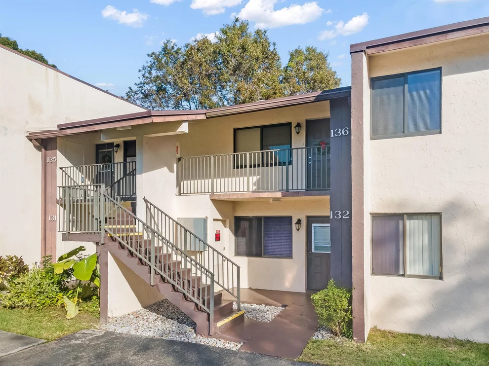 Unit for sale at 132 E Laurel Drive, Margate, FL 33063