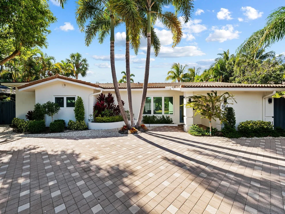 Unit for sale at 2841 NE 14th Avenue, Wilton Manors, FL 33334