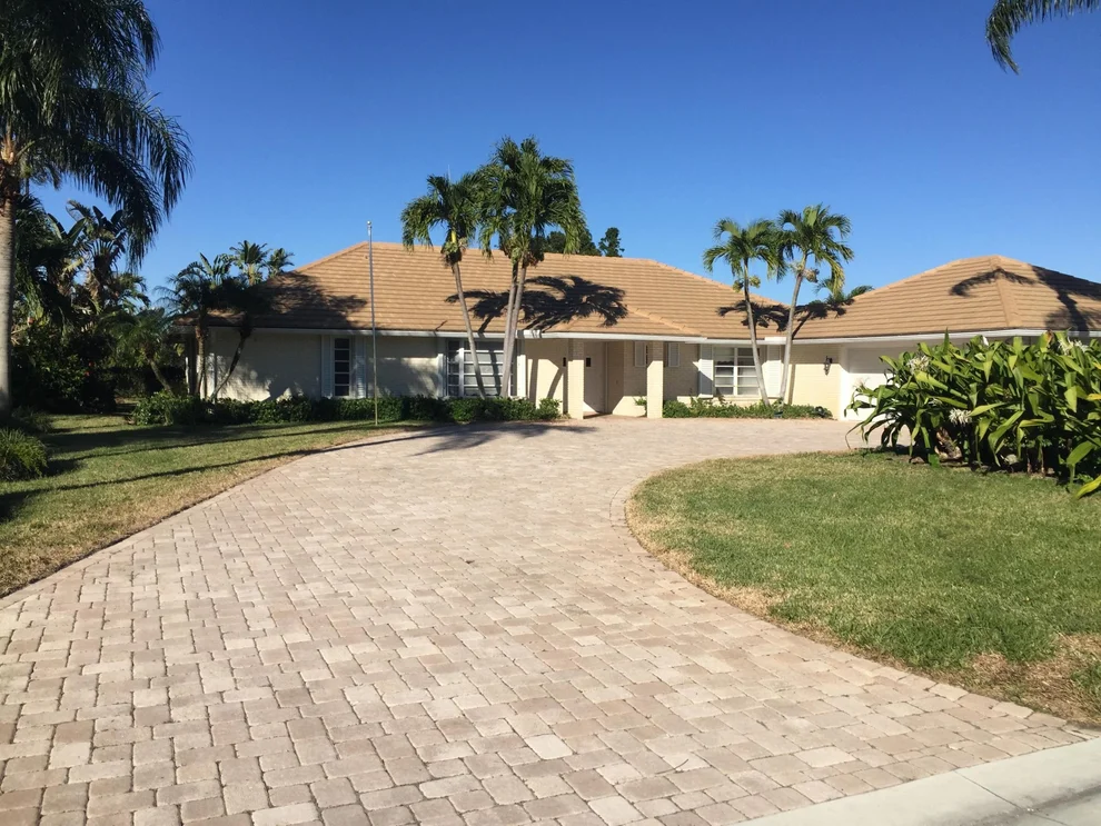 Unit for sale at 455 S Country Club Drive, Atlantis, FL 33462