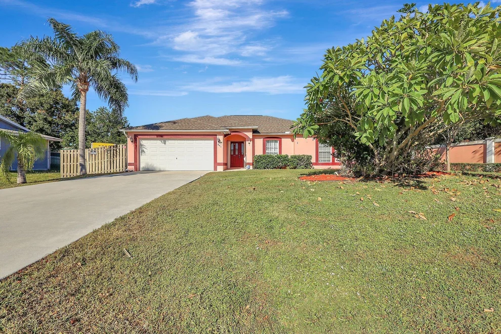 Unit for sale at 991 SW Castaneda Lane, Port St Lucie, FL 34953