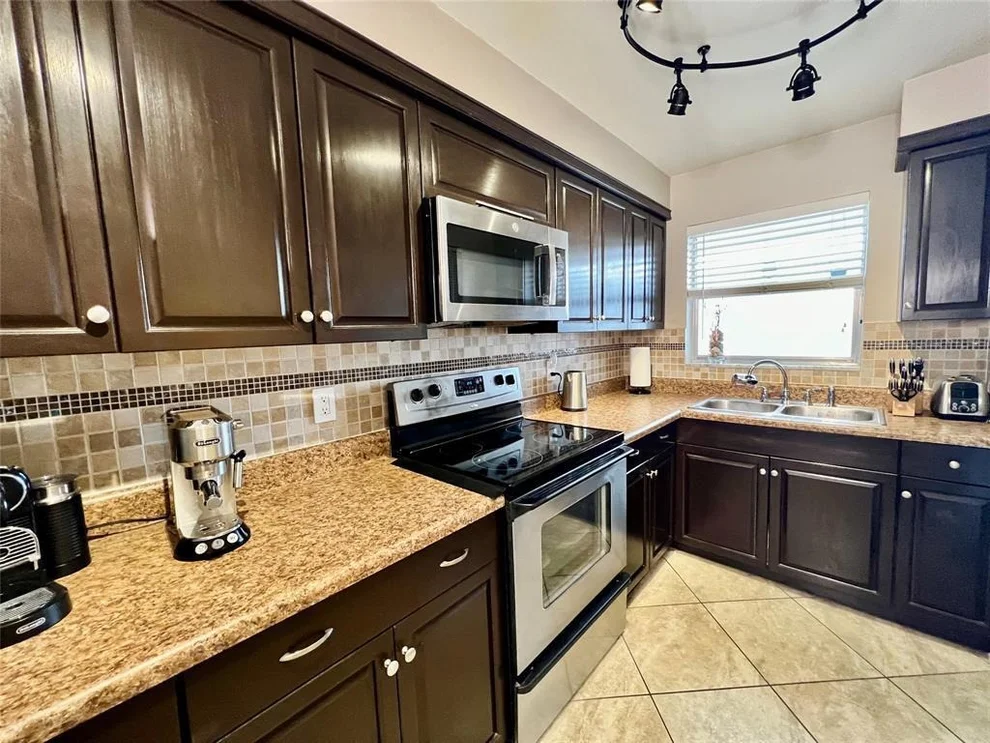 Unit for sale at 160 NE 8th Avenue, Hallandale Beach, FL 33009
