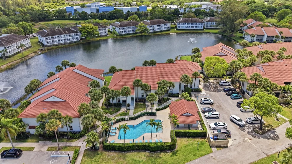 Unit for sale at 115 Cypress Point Drive, Palm Beach Gardens, FL 33418