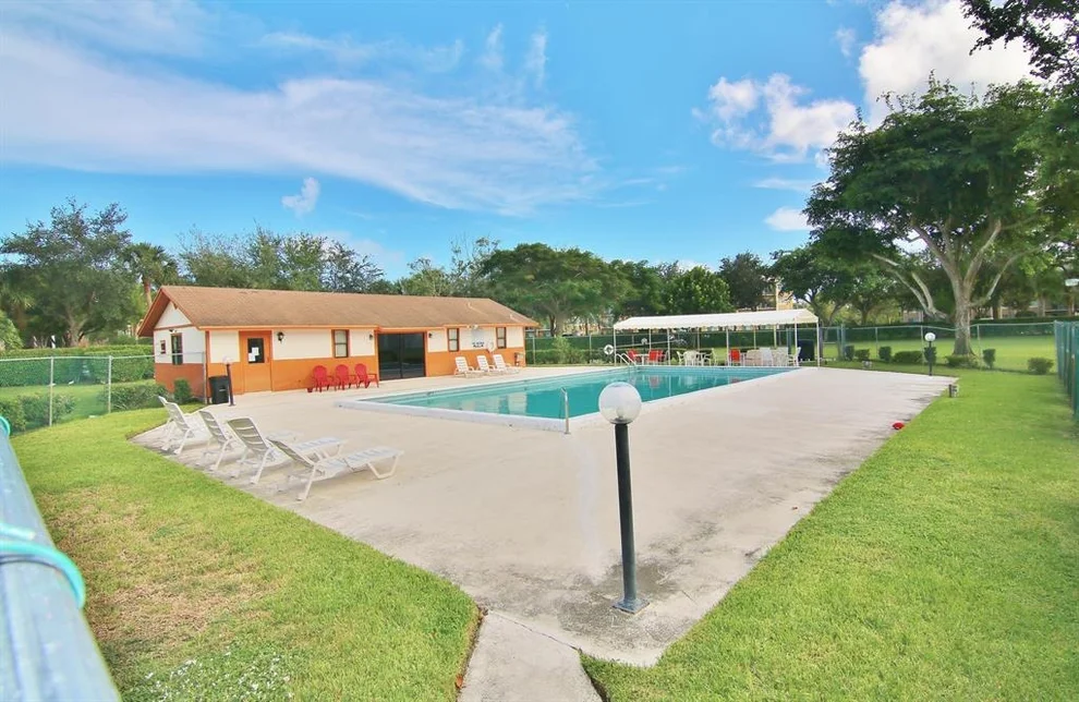 Unit for sale at 5917 Via Vermilya, Lake Worth, FL 33462