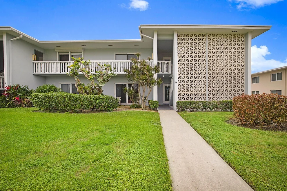 Unit for sale at 310 North Boulevard, Boynton Beach, FL 33435