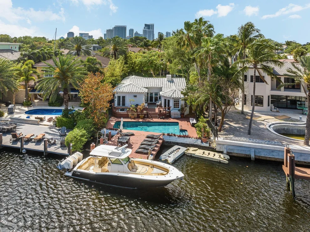 Unit for sale at 124 S GORDON Road, Fort Lauderdale, FL 33301