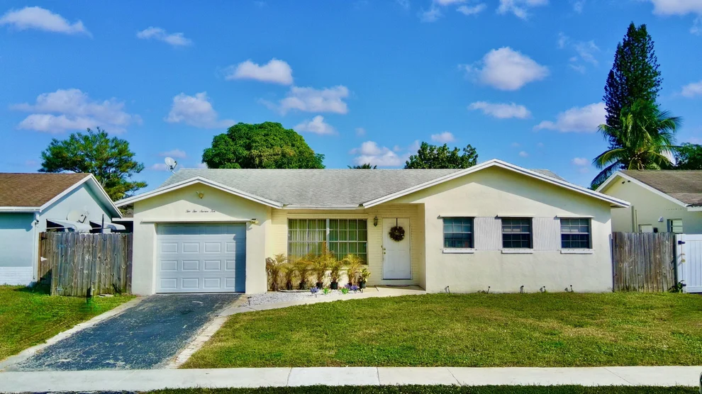 Unit for sale at 22710 SW 65th Circle, Boca Raton, FL 33428