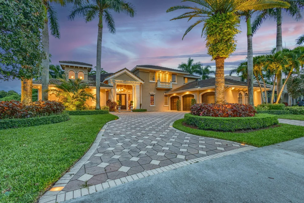 Unit for sale at 2330 Tecumseh Circle, West Palm Beach, FL 33409
