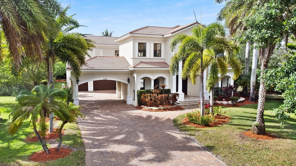 Unit for sale at 10481 Majestic Trail, Parkland, FL 33076