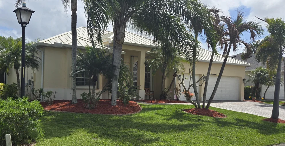 Unit for sale at 607 Tangelo Circle SW, Vero Beach, FL 32968