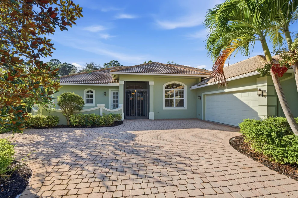 Unit for sale at 9617 Knollwood Lane, Fort Pierce, FL 34951