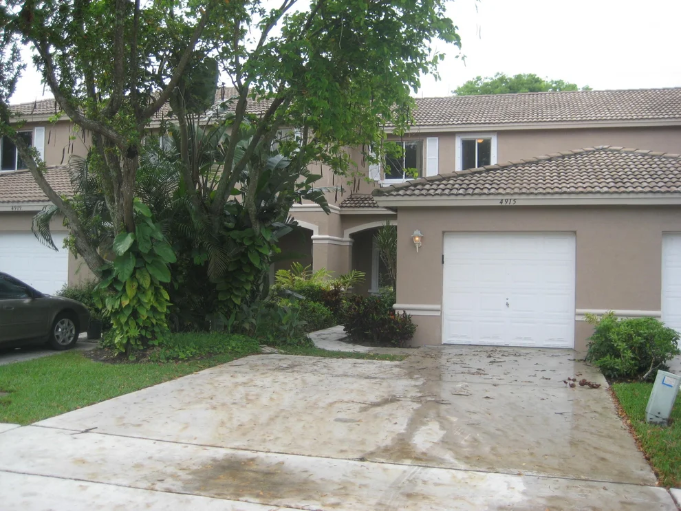 Unit for sale at 4915 Pinemore Lane, Lake Worth, FL 33463