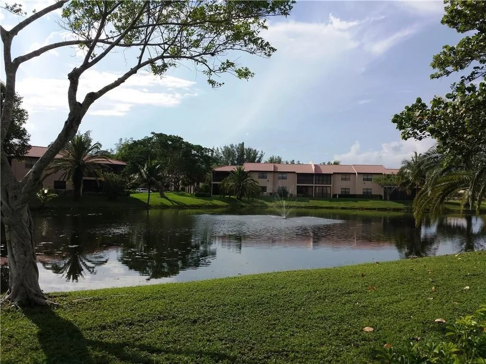 Unit for sale at 9279 Vista Del Lago, Boca Raton, FL 33428