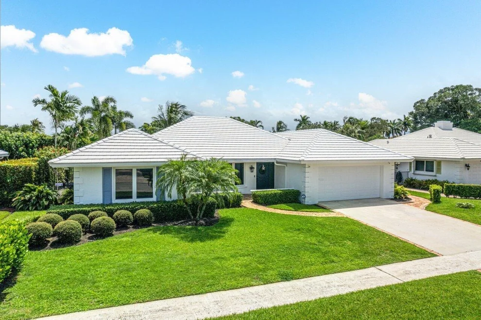 Unit for sale at 670 Elm Tree Lane, Boca Raton, FL 33486