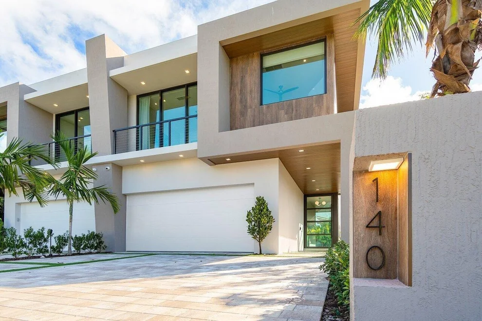 Unit for sale at 140 NE WAVECREST Way, Boca Raton, FL 33432