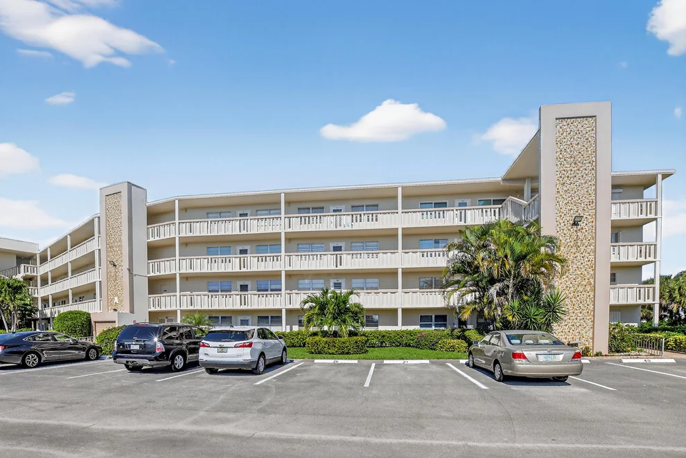 Unit for sale at 112 Richmond A, Deerfield Beach, FL 33442