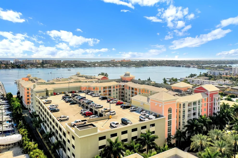 Unit for sale at 804 E Windward Way, Lantana, FL 33462