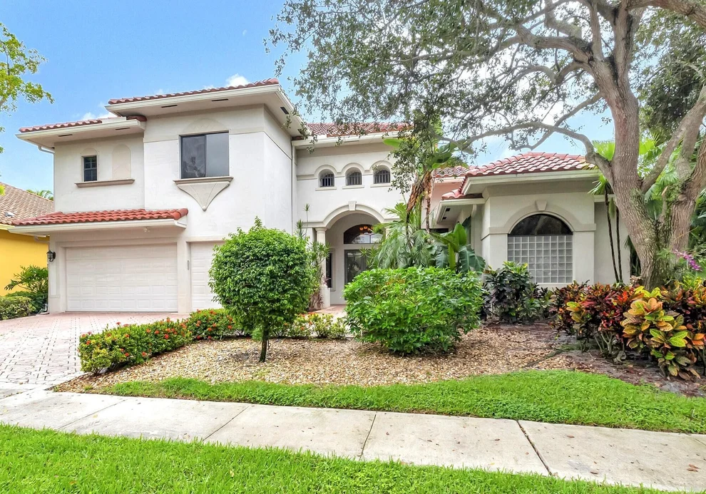 Unit for sale at 7102 Via Mediterrania, Boca Raton, FL 33433
