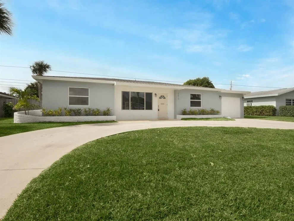 Unit for sale at 9875 Daphne Avenue, Palm Beach Gardens, FL 33410