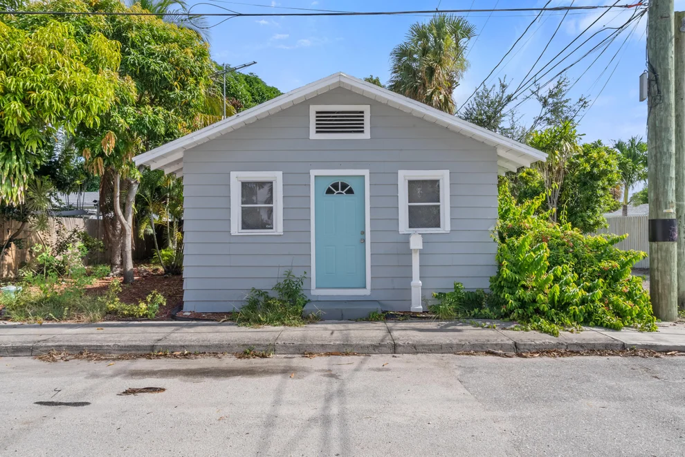 Unit for sale at 612 3rd Avenue S, Lake Worth Beach, FL 33460