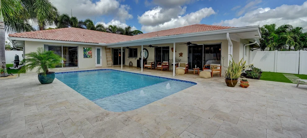 Unit for sale at 22123 Serenata Circle E, Boca Raton, FL 33433