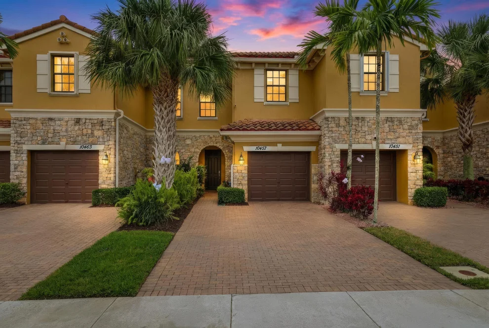 Unit for sale at 10457 Wellington Parc Drive, Wellington, FL 33449